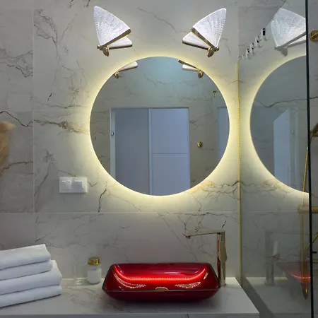 Urban Premium Global 25th Floor No 10, Free Garage, Self Check-in, No Deposit *