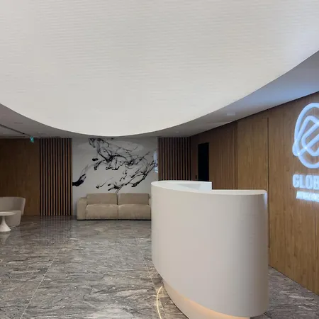 Urban Premium Global 25th Floor No 10, Free Garage, Self Check-in, No Deposit Апартаменты *