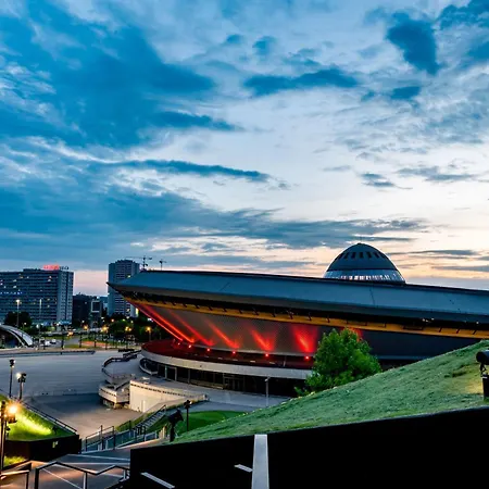 Апартаменты Urban Premium Global 25th Floor No 10, Free Garage, Self Check-in, No Deposit *