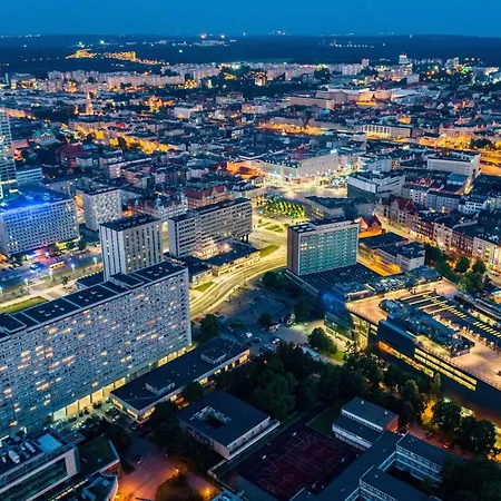 Апартаменты Urban Premium Global 25th Floor No 10, Free Garage, Self Check-in, No Deposit Катовице