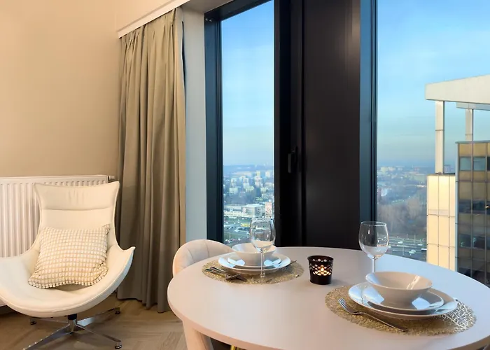 Urban Premium Global 25th Floor No 10, Free Garage, Self Check-in, No Deposit Apartmán *