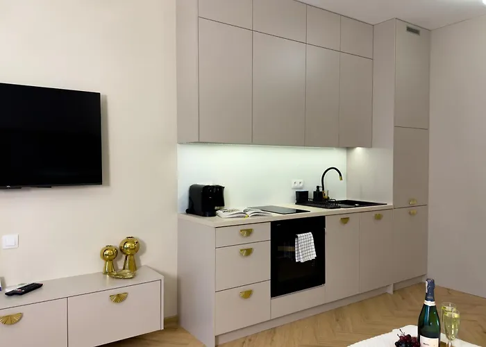 Apartament Urban Premium Global 25th Floor No 10, Free Garage, Self Check-in, No Deposit