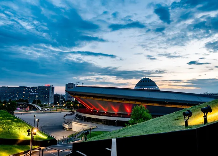 Apartmán Urban Premium Global 25th Floor No 10, Free Garage, Self Check-in, No Deposit *